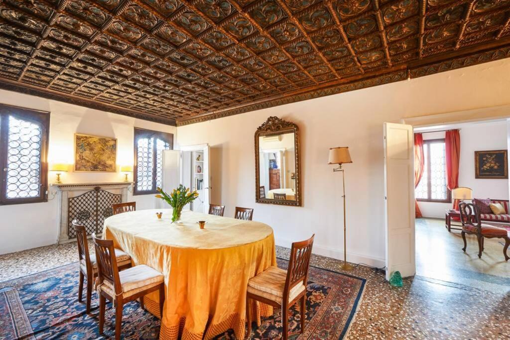 Ca' Fenice, Charming Apartment In San Marco, Sleep 7 Venedig Eksteriør billede